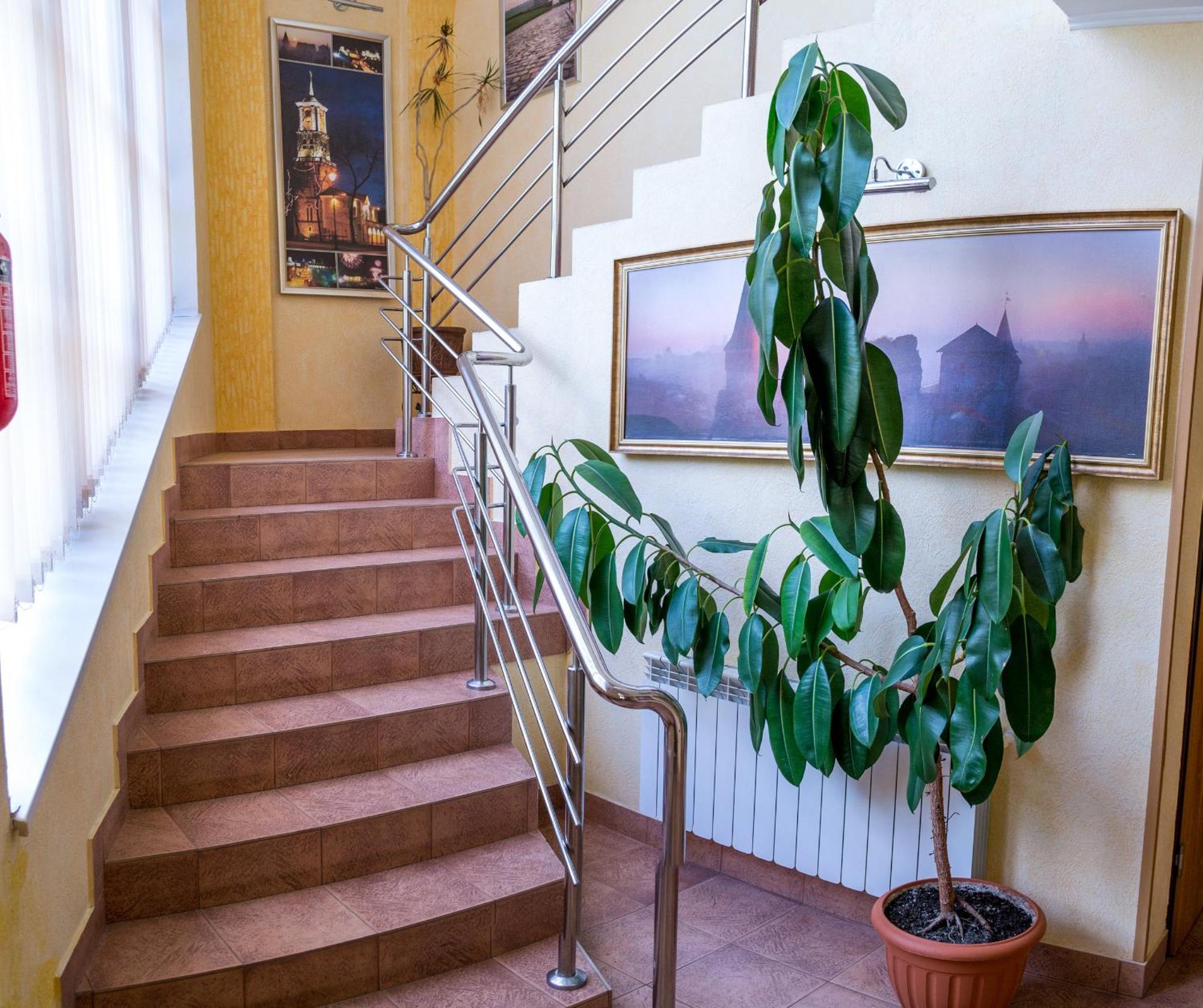 Hotel Каприз Kamjanez-Podilskyj Exterior foto